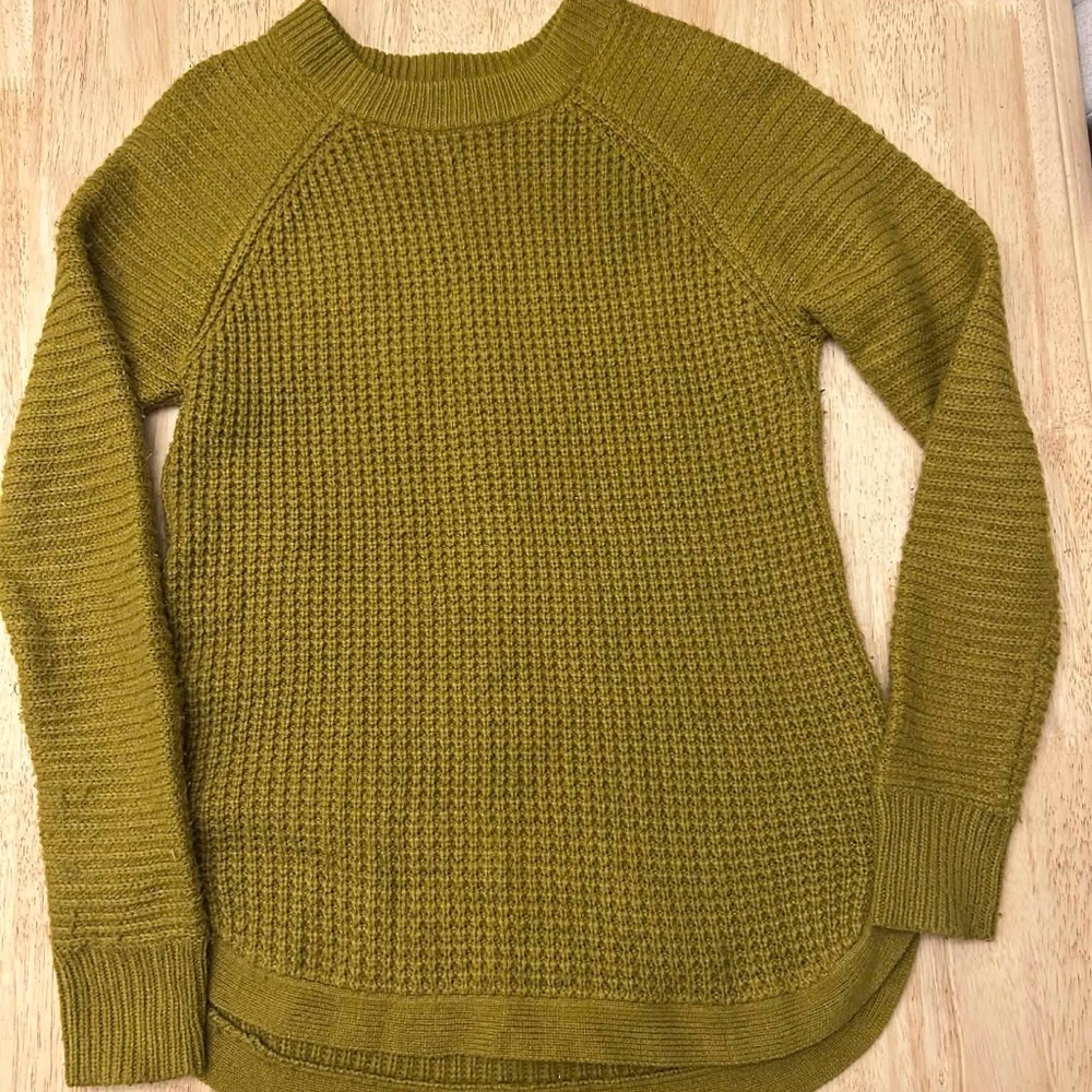 Sweater olive small